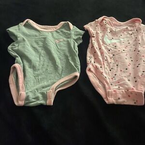 Nike Infant Onesie Duo - Mint Green & Light Pink Dot